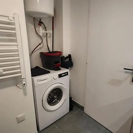 Apartment T2 Jean Rieux 4p- Cite De L'espace